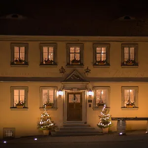 Hotel Der Patrizierhof - Weingut - Familie Grebner Grosslangheim